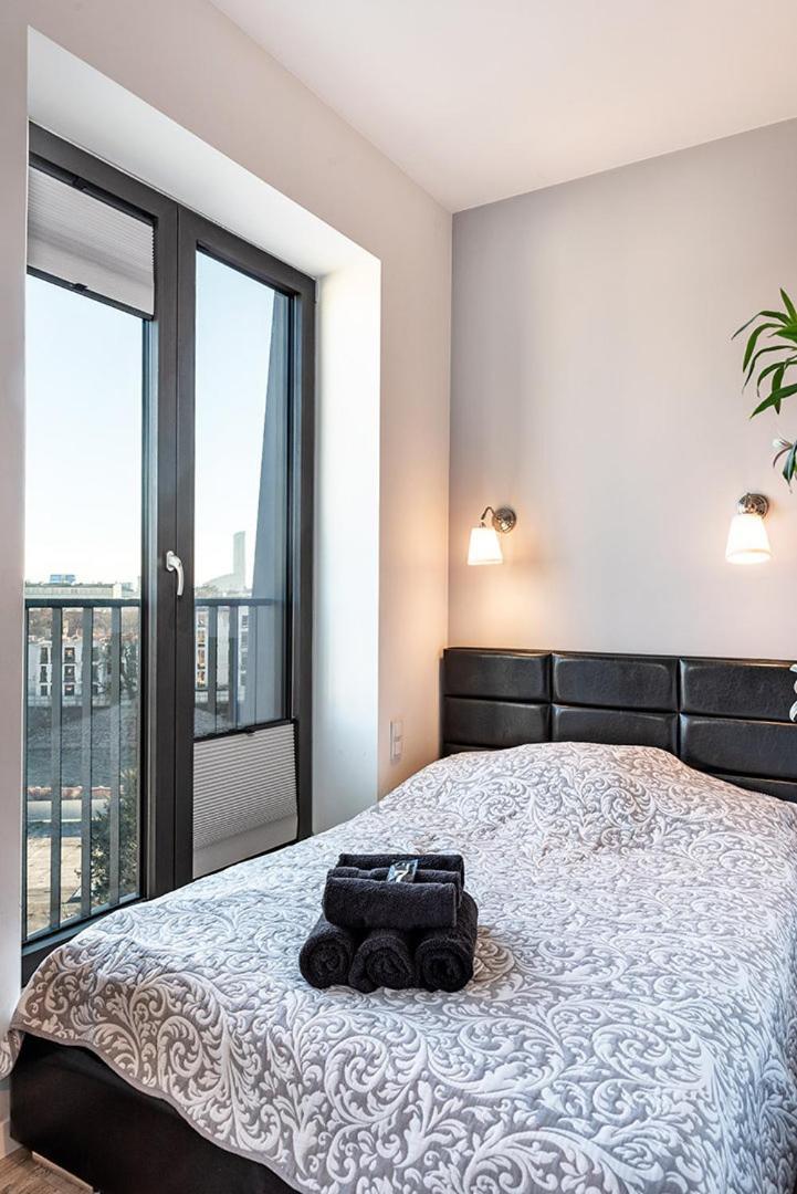 Prince Witold'S Apartments With A Rooftop View Of The City - 500 Steps To Rynek Wroapart วรอตซวาฟ ภายนอก รูปภาพ